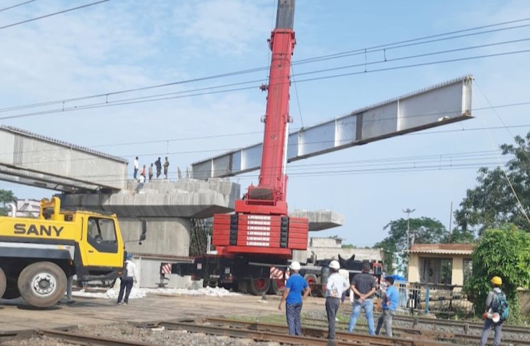 South Eastern Railway marching ahead with elimination of all level crossings, Another road over bridge about to be completed