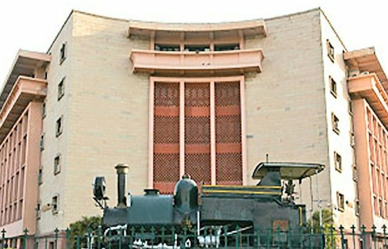 Ministry of Railways – High on Promises, Low on Delivery
