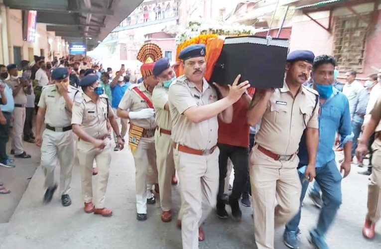 भीषण अग्निकांड और 9 दुर्भाग्यपूर्ण मौतों का जिम्मेदार कौन?