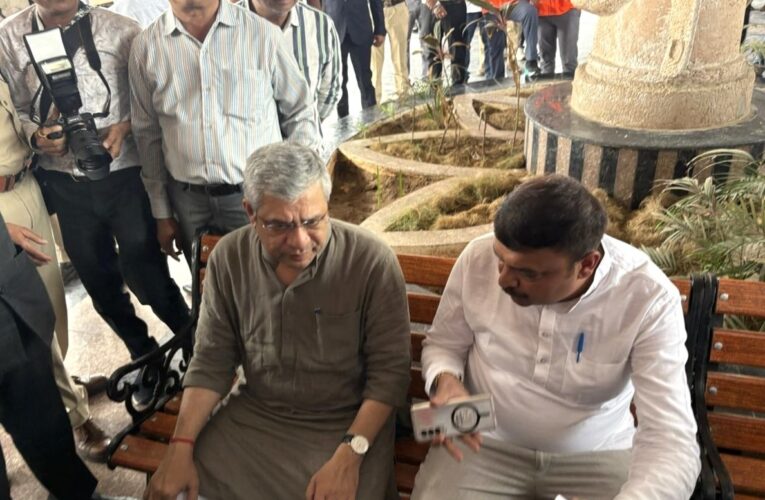 Railway Minister visits undergoing works of Bullet Train project in Ahmedabad