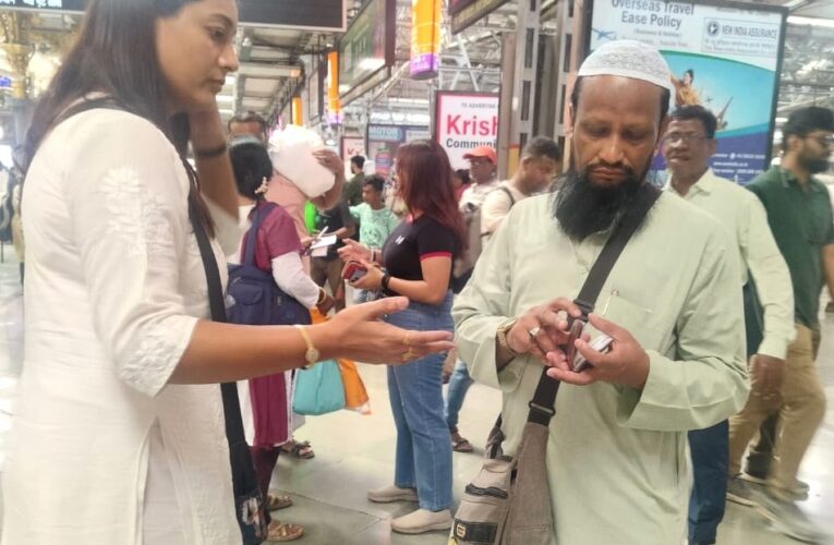 Central Railway’s alert Lady Ticket Examiner identifies fake season ticket