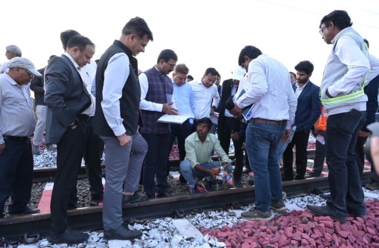 GM/CR Conducts Safety Inspection of Amla–Nagpur Section on Nagpur Division