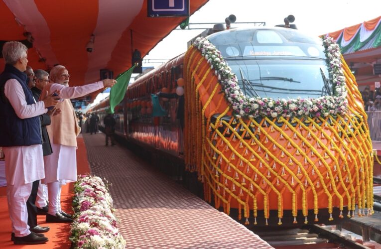 PM inaugurates, lays foundation stone of multiple infrastructure projects worth more than ₹3,250 crore at Malda